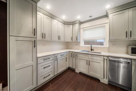6630 West 95th Street Oak Lawn IL 60453