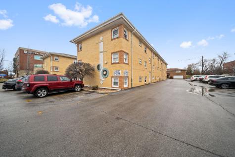 6630 West 95th Street Oak Lawn IL 60453