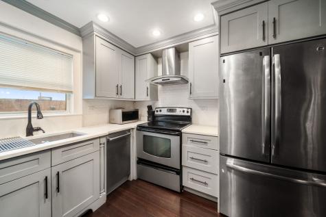 6630 West 95th Street Oak Lawn IL 60453