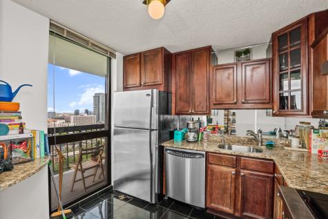 33 West Delaware Place Chicago IL 60610