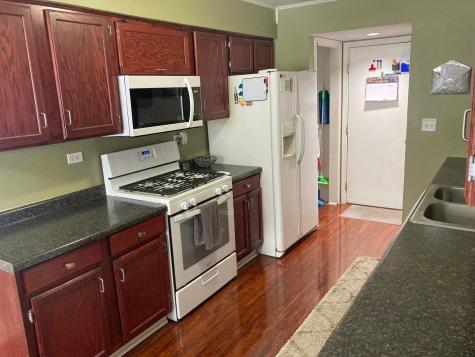 522 Lowell Drive South Elgin IL 60177