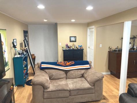 522 Lowell Drive South Elgin IL 60177