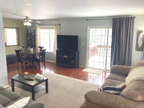 522 Lowell Drive South Elgin IL 60177