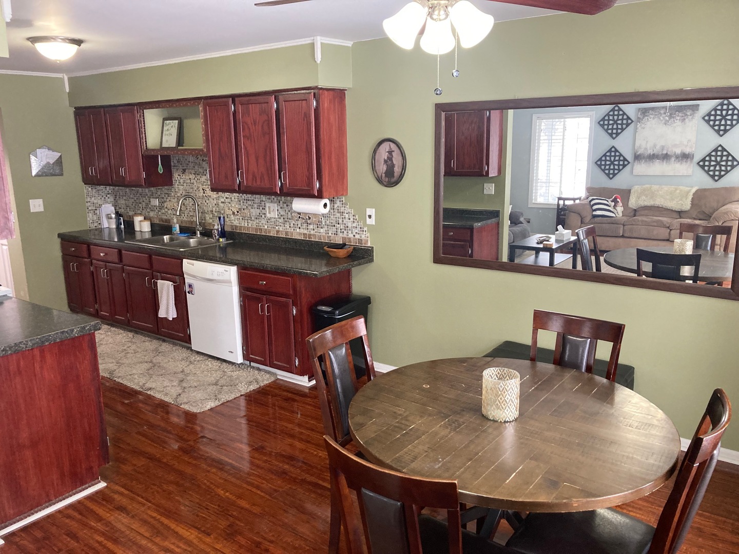 522 Lowell Drive South Elgin IL 60177