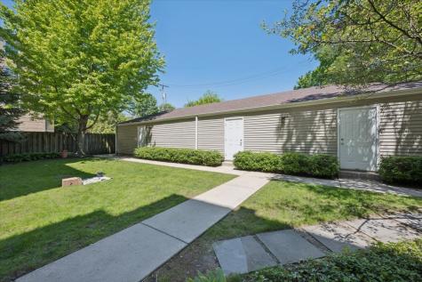 819 Foster Street Evanston IL 60201