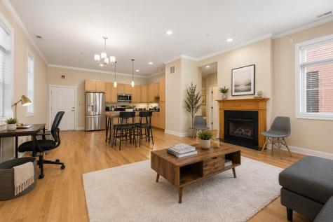 819 Foster Street Evanston IL 60201