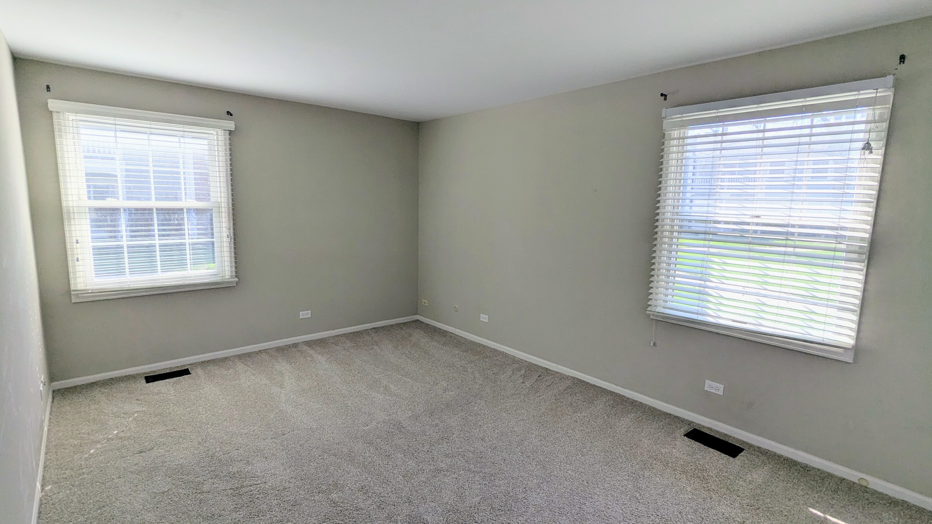 54 Plymouth Court Naperville IL 60565