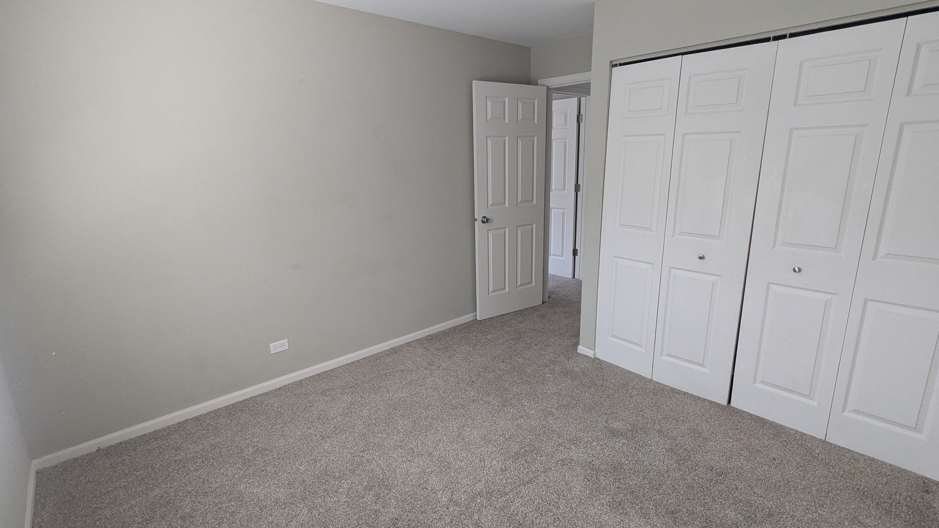 54 Plymouth Court Naperville IL 60565