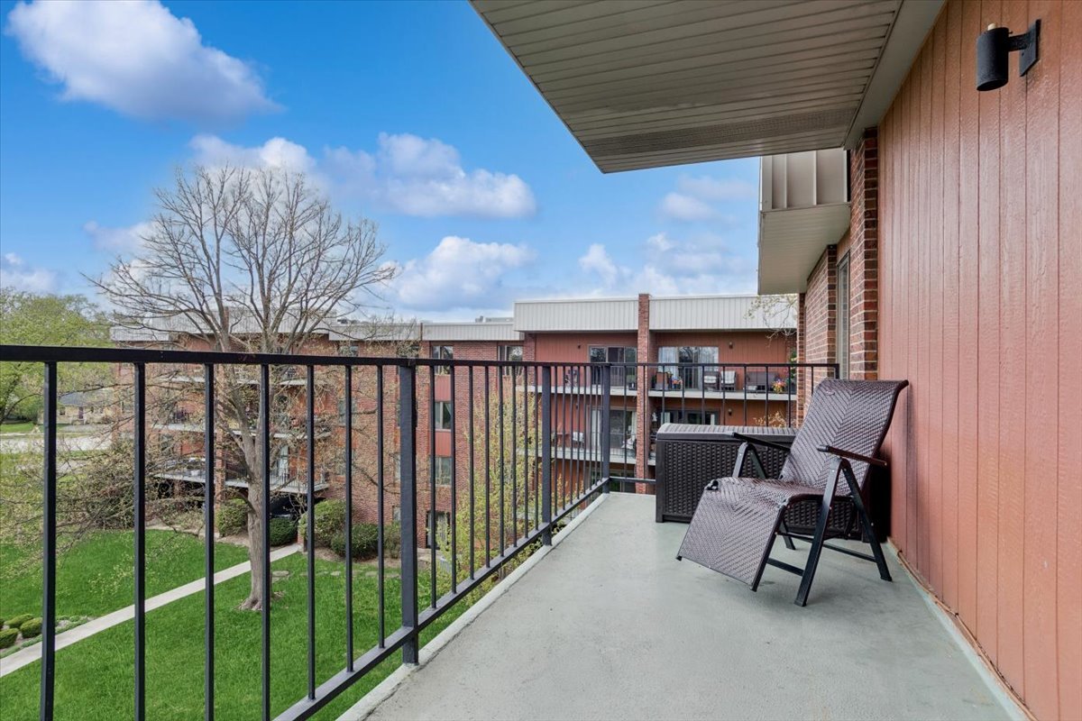 6545 Main Street Downers Grove IL 60516