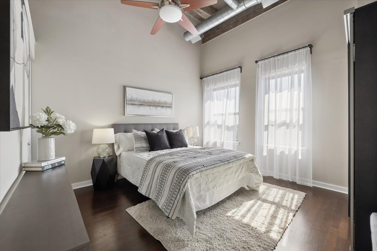 3150 North Sheffield Avenue Chicago IL 60657