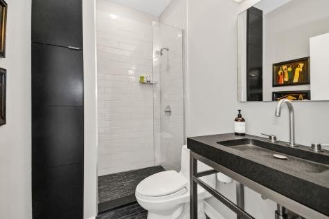 653 North Kingsbury Street Chicago IL 60610
