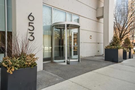 653 North Kingsbury Street Chicago IL 60610