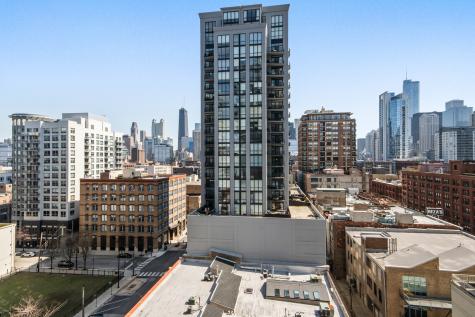 653 North Kingsbury Street Chicago IL 60610