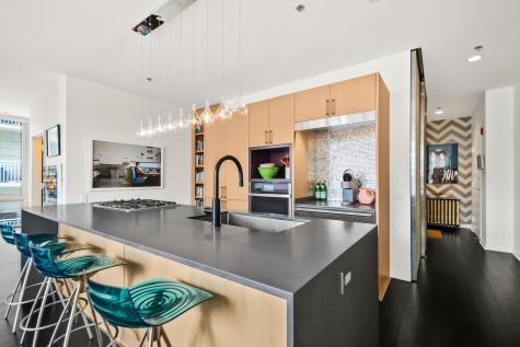 653 North Kingsbury Street Chicago IL 60610