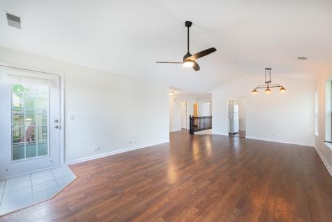 1681 Penny Lane Crystal Lake IL 60014
