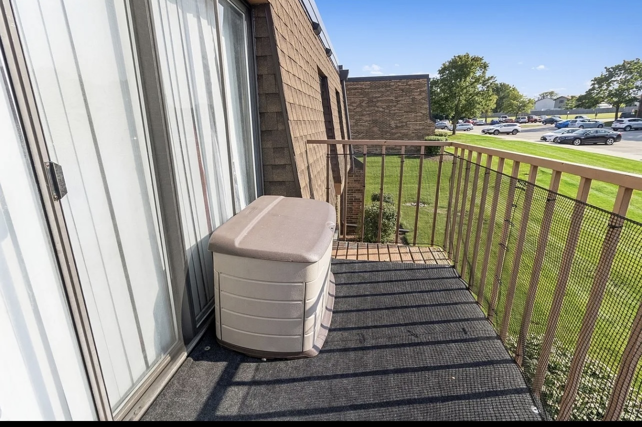 711 Tipperary Court W Schaumburg IL 60193