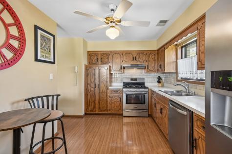 16518 Crescent Avenue Tinley Park IL 60477