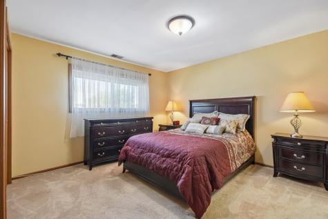 16518 Crescent Avenue Tinley Park IL 60477