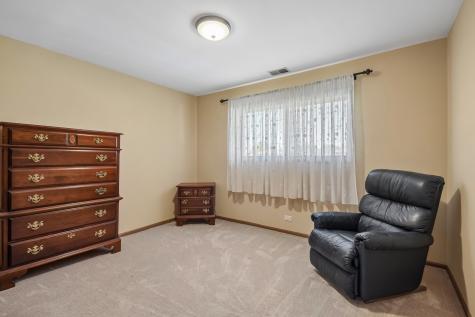 16518 Crescent Avenue Tinley Park IL 60477