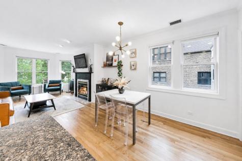 3051 North Clifton Avenue Chicago IL 60657