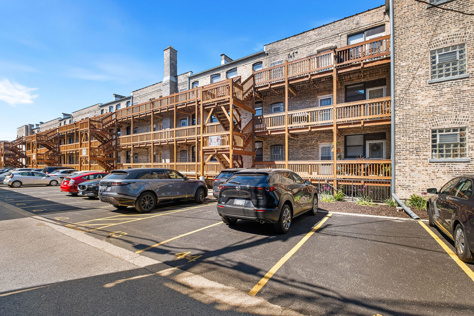 4027 North Southport Avenue Chicago IL 60613