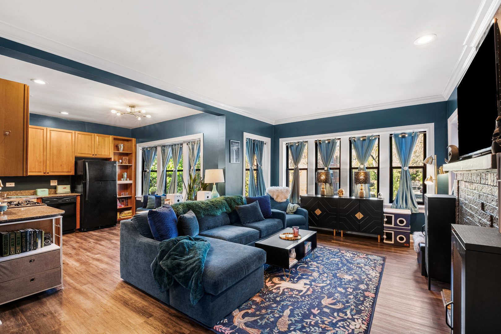 4027 North Southport Avenue Chicago IL 60613