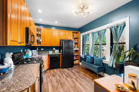 4027 North Southport Avenue Chicago IL 60613