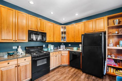 4027 North Southport Avenue Chicago IL 60613