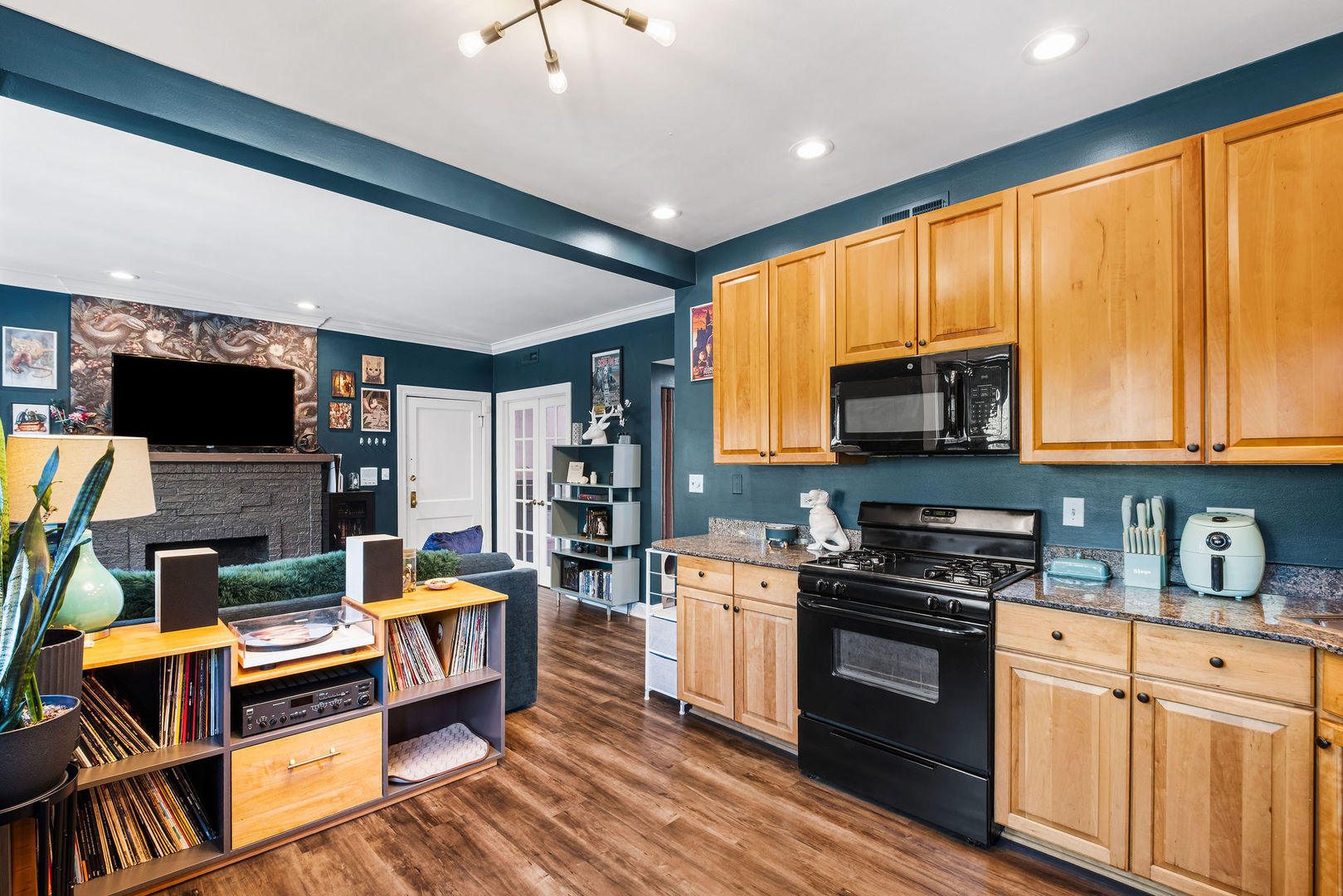 4027 North Southport Avenue Chicago IL 60613