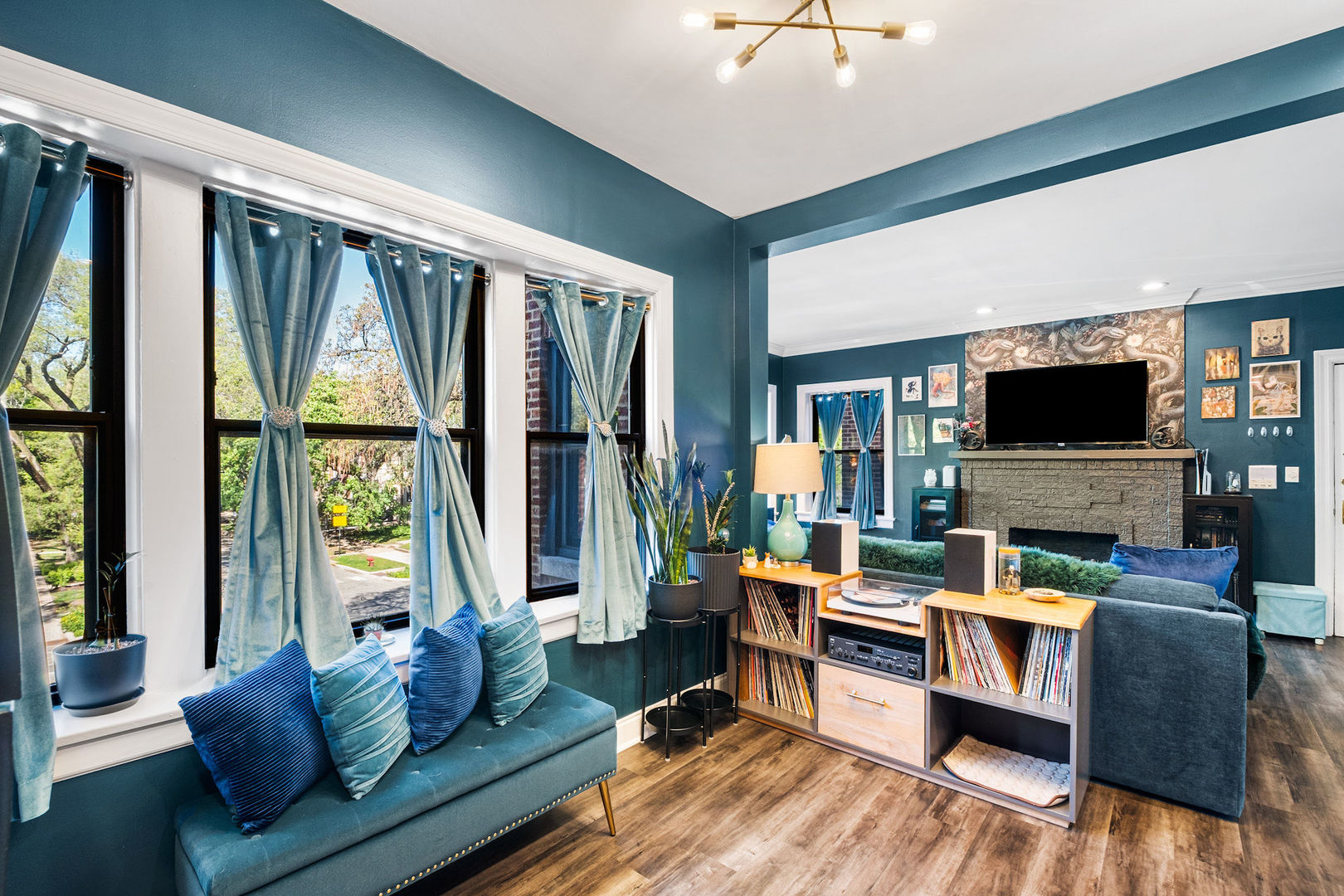 4027 North Southport Avenue Chicago IL 60613