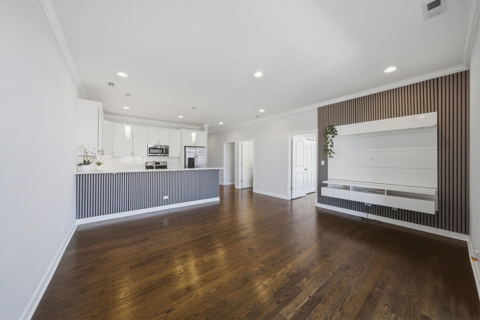 3234 North Central Avenue Chicago IL 60634