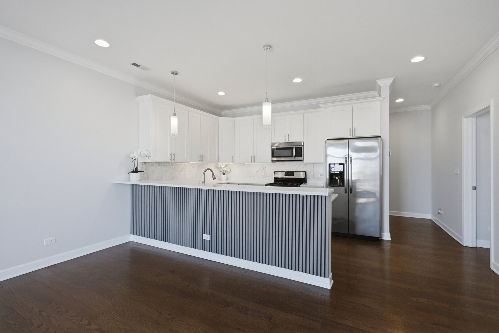 3234 North Central Avenue Chicago IL 60634