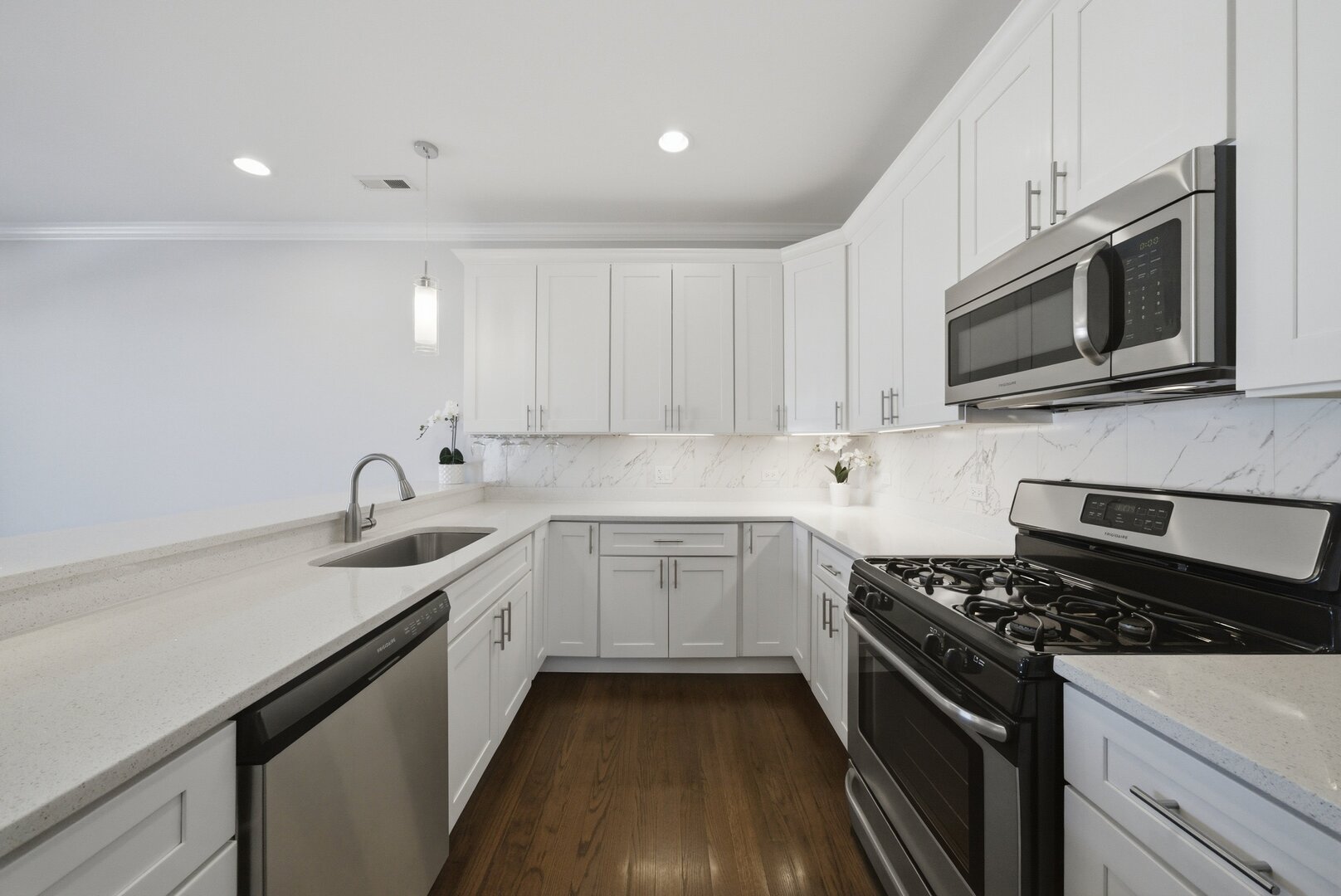 3234 North Central Avenue Chicago IL 60634