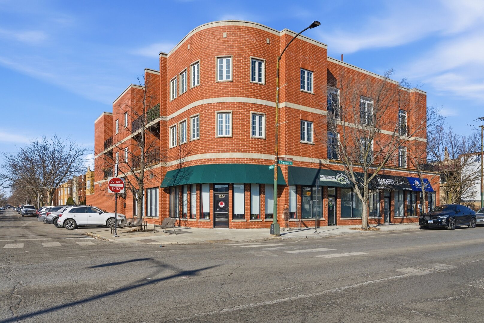 3234 North Central Avenue Chicago IL 60634