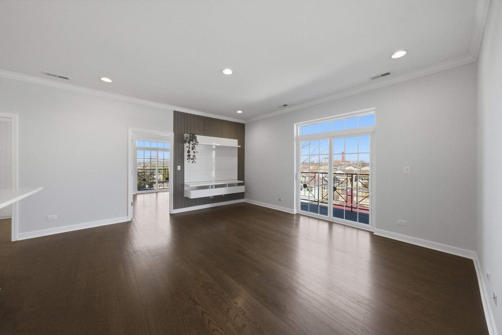 3234 North Central Avenue Chicago IL 60634