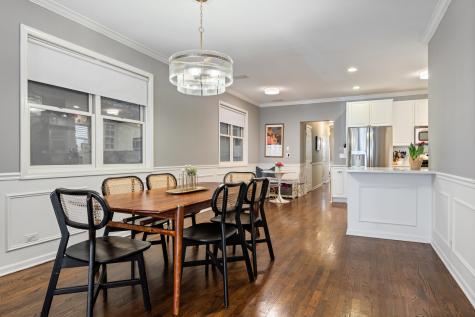 853 West Roscoe Street Chicago IL 60657