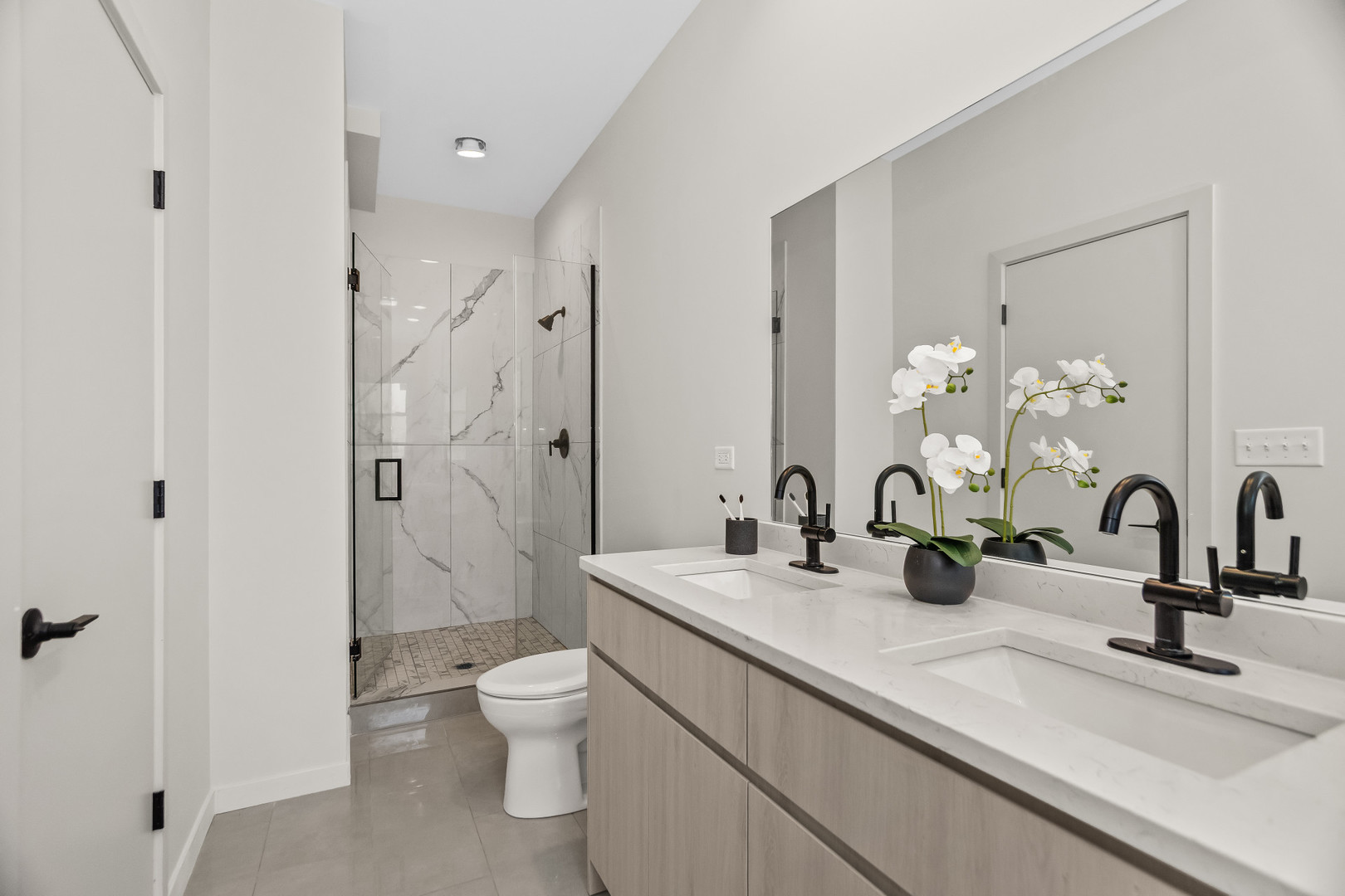 4316 South Michigan Avenue Chicago IL 60653