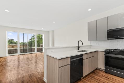 4316 South Michigan Avenue Chicago IL 60653