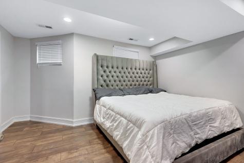 443 East 45th Place Chicago IL 60653