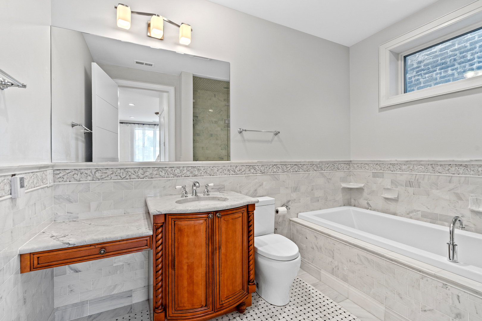 2424 West Chicago Avenue Chicago IL 60622