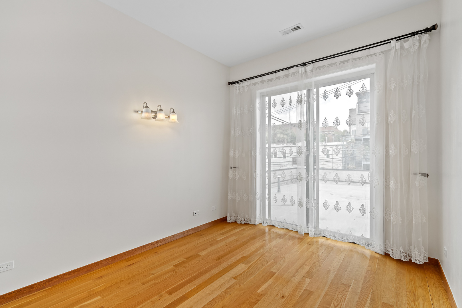 2424 West Chicago Avenue Chicago IL 60622