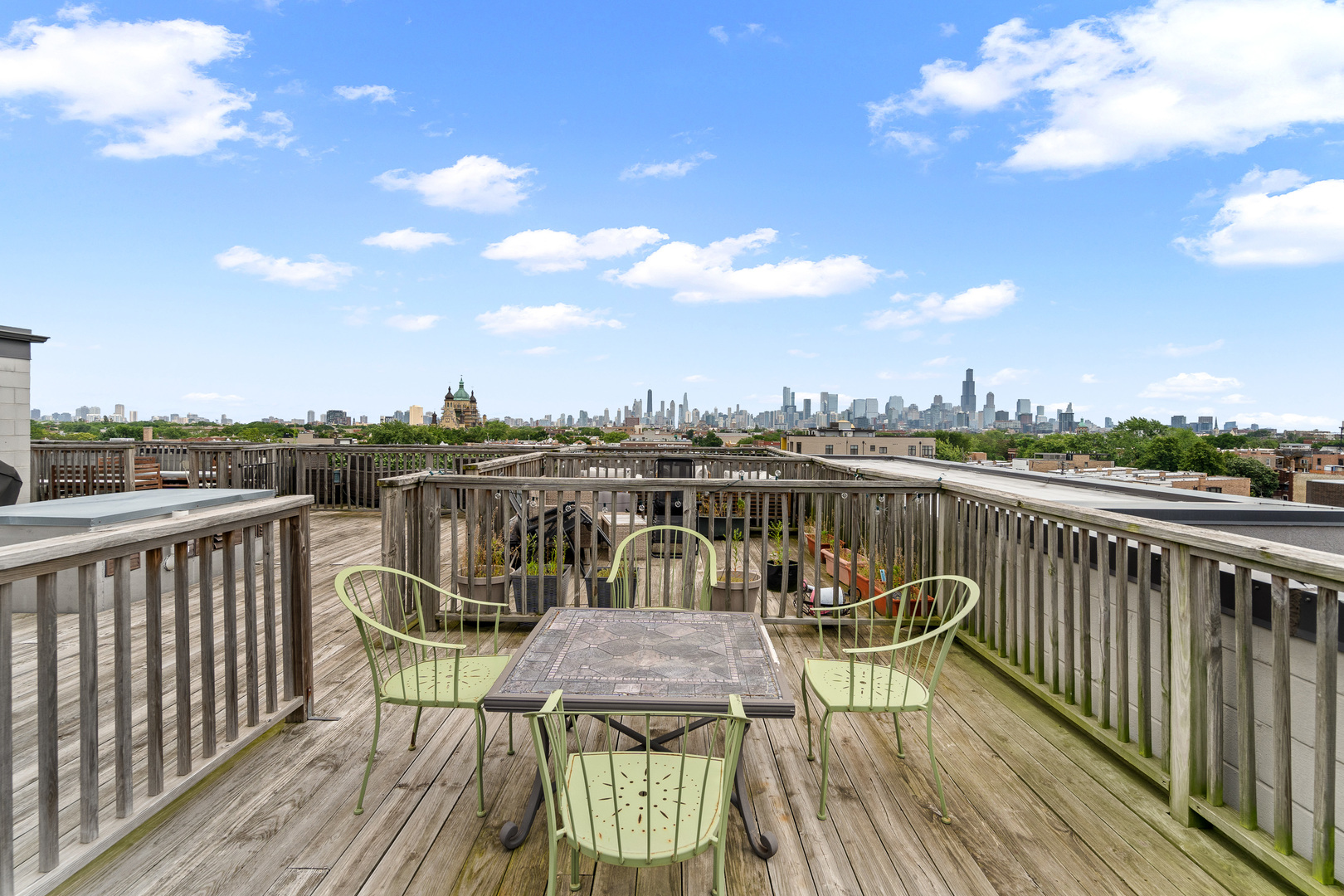 2424 West Chicago Avenue Chicago IL 60622