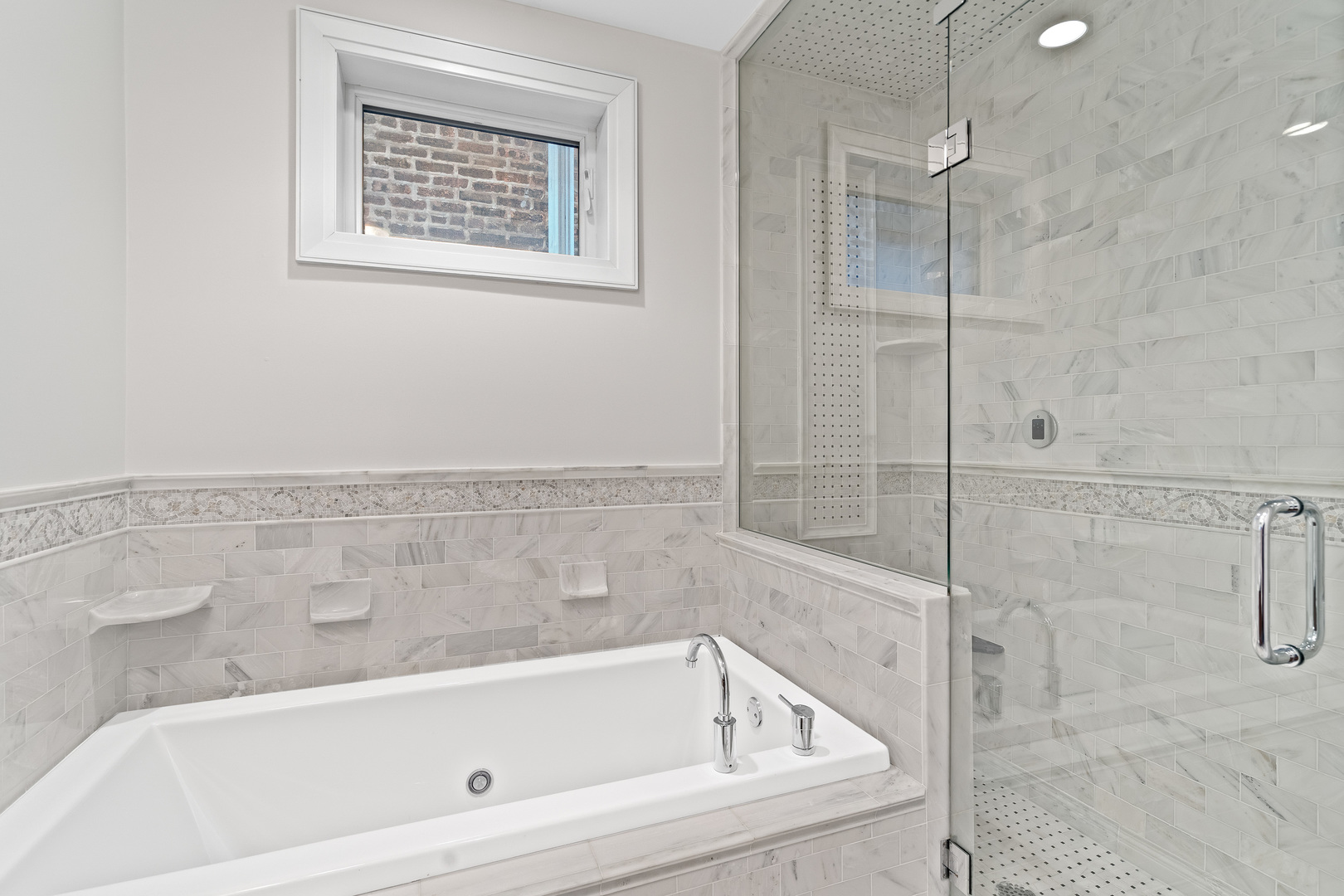 2424 West Chicago Avenue Chicago IL 60622