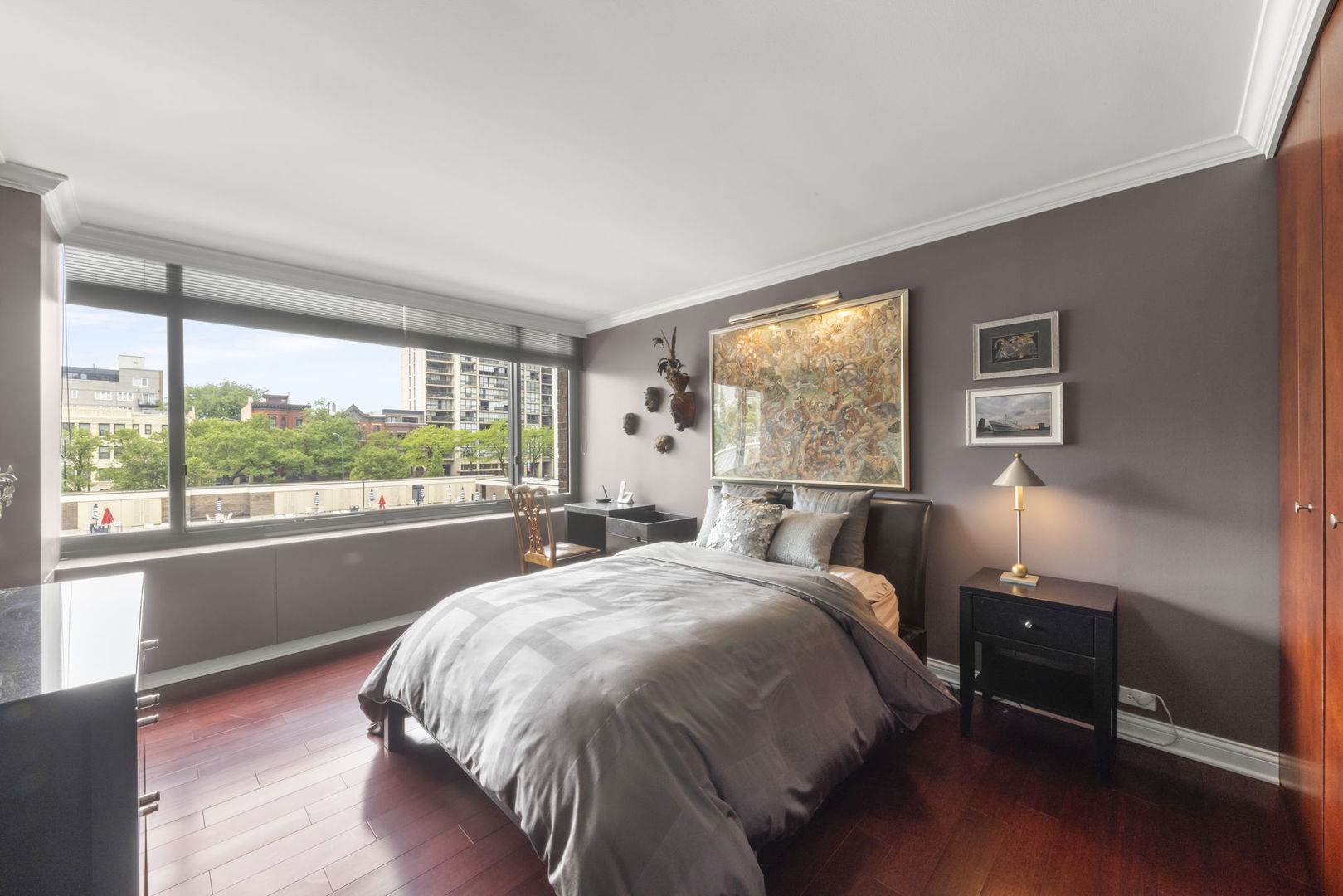 1555 North Sandburg Terrace Chicago IL 60610