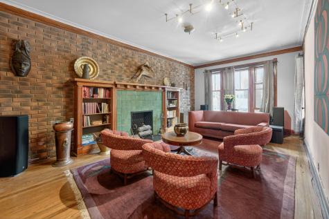 5474 South Everett Avenue Chicago IL 60615