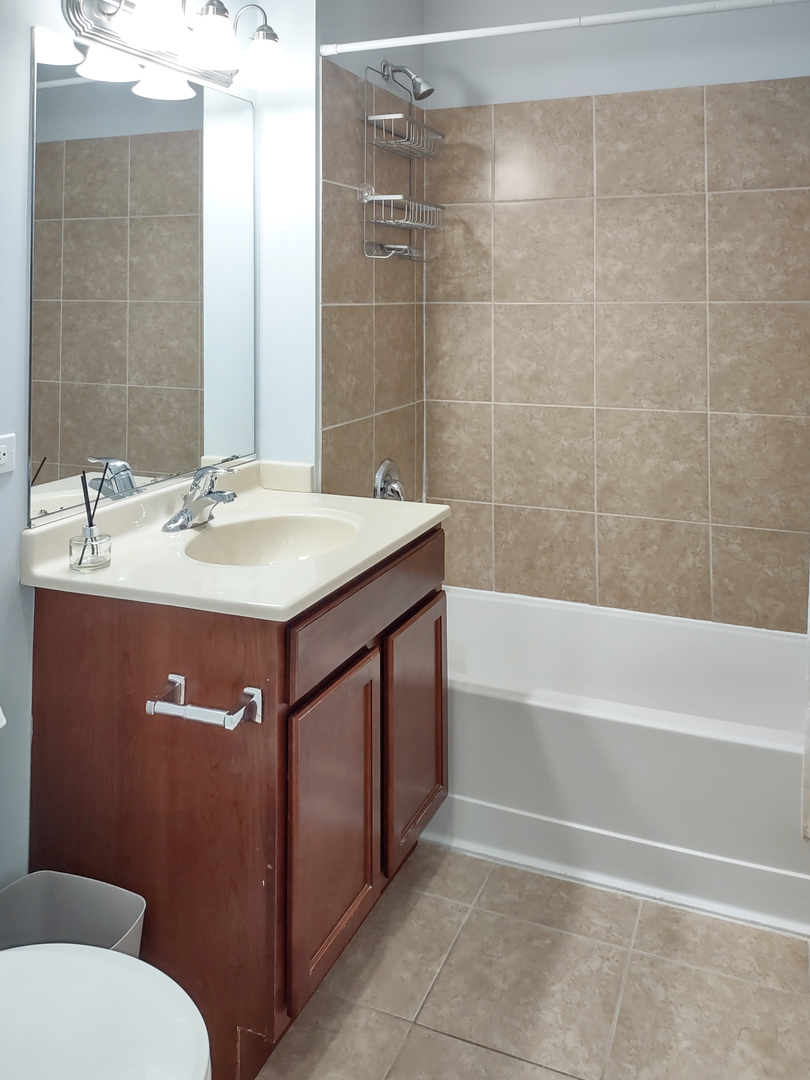 3506 South State Street Chicago IL 60609