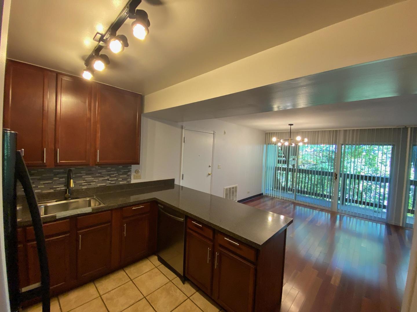 5813 Oakwood Drive Lisle IL 60532