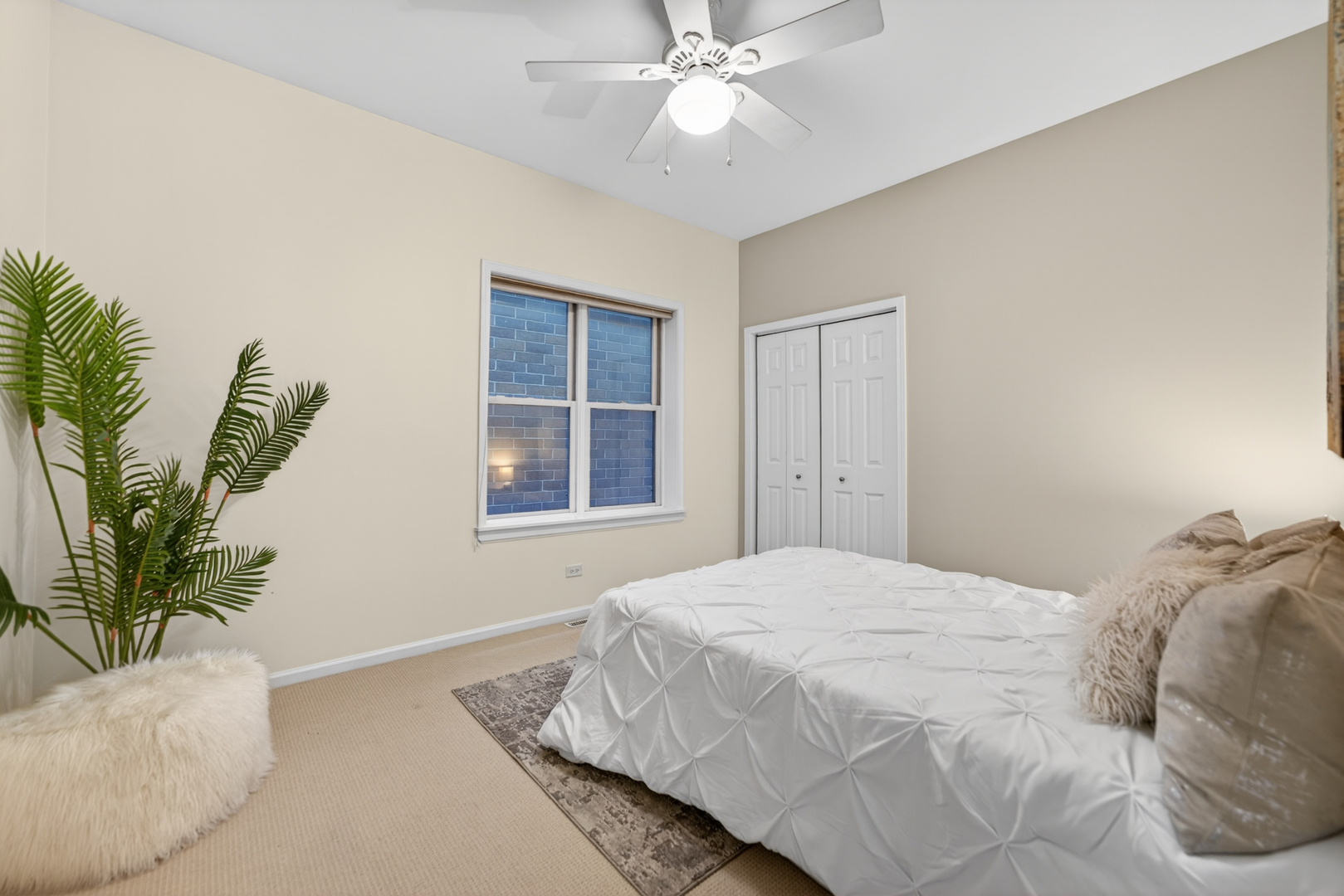 1455 West Wolfram Street Chicago IL 60657