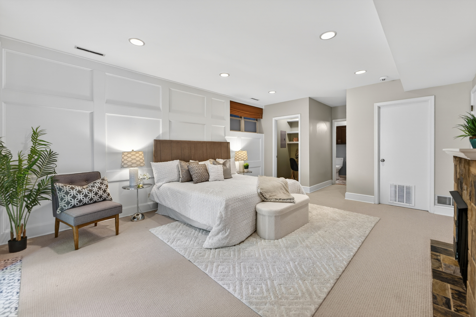 1455 West Wolfram Street Chicago IL 60657