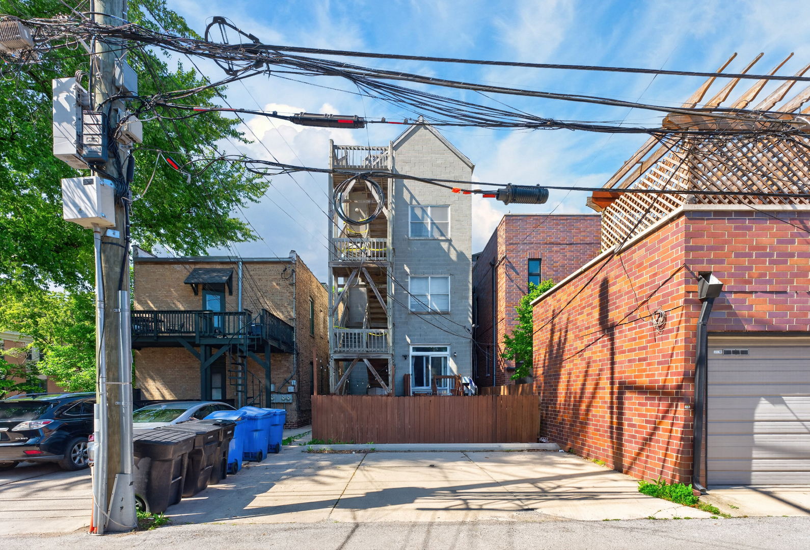 1455 West Wolfram Street Chicago IL 60657